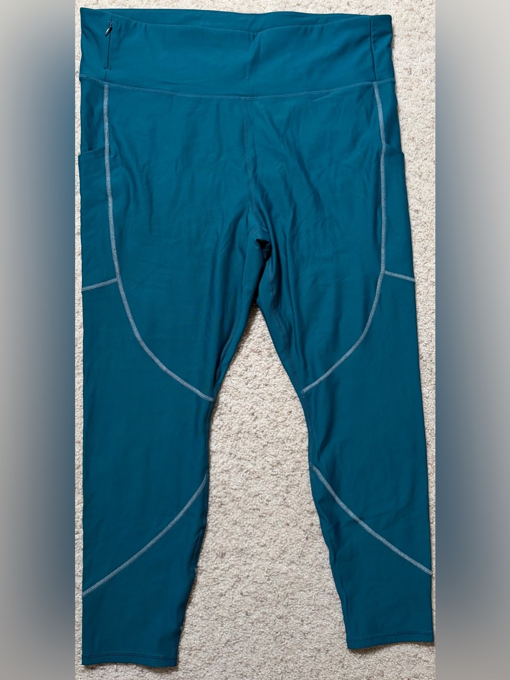 Fabletics Therma-Flex High-Waisted Reflective Pocket Leggings 4X NWOT Teal